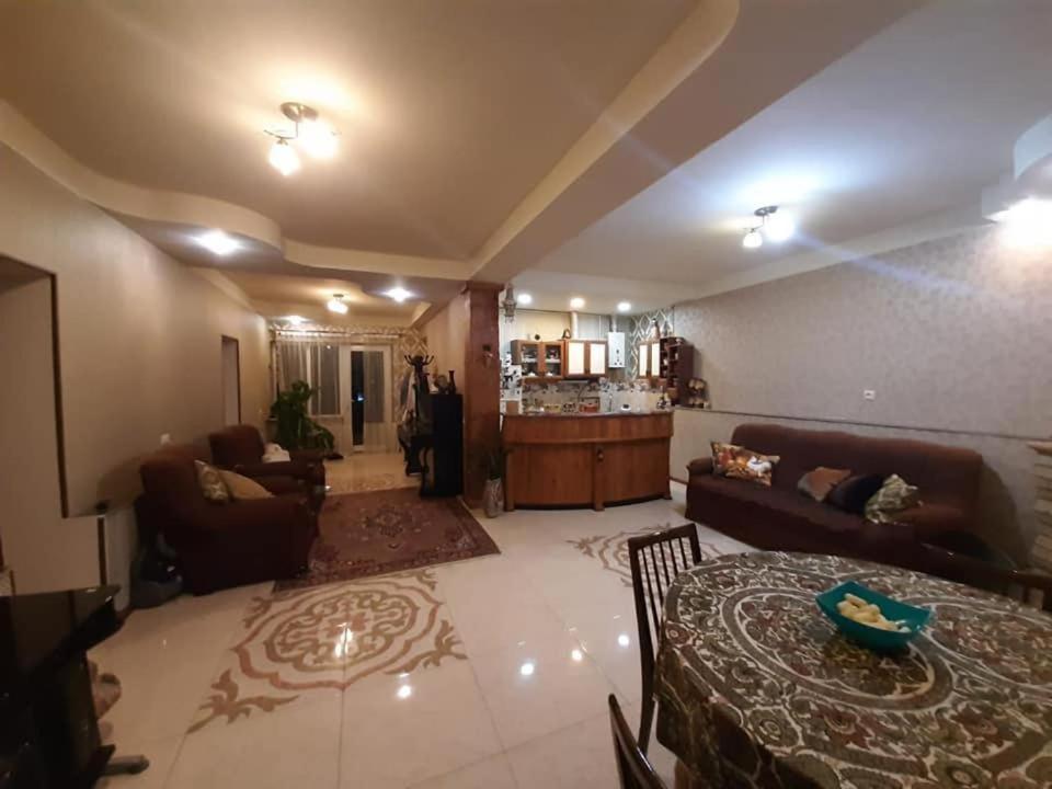 House 125A Villa Dilijan Luaran gambar