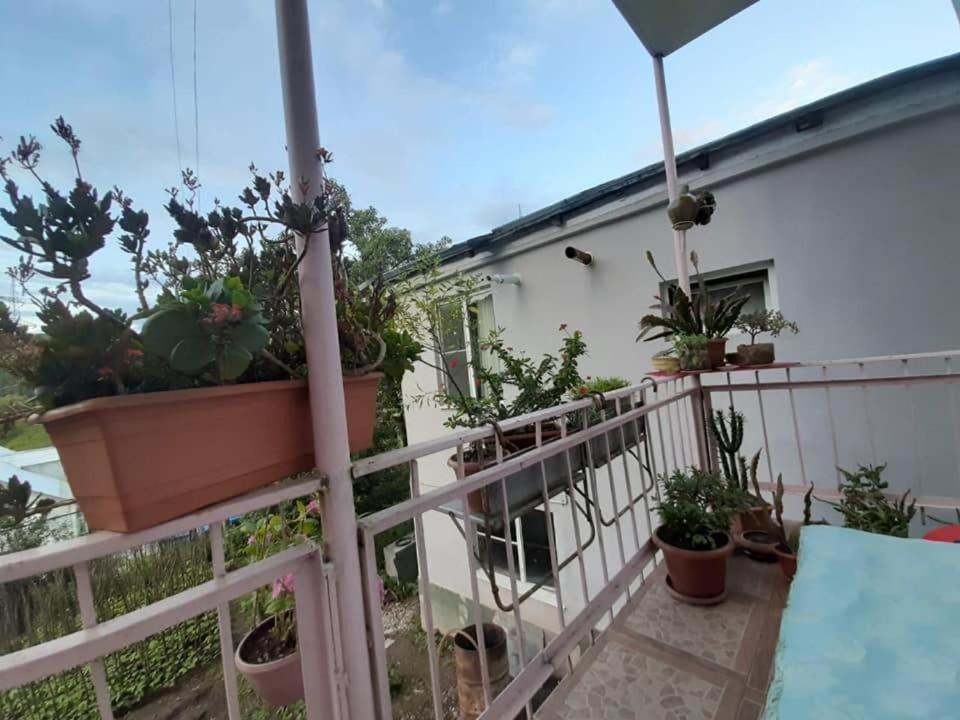 House 125A Villa Dilijan Luaran gambar