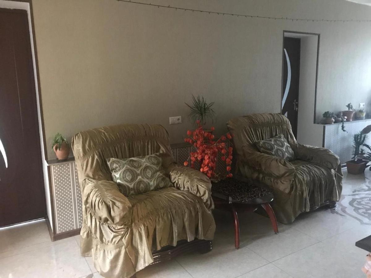 House 125A Villa Dilijan Luaran gambar